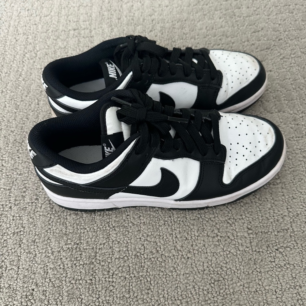 Nike Dunks Low Women’s
